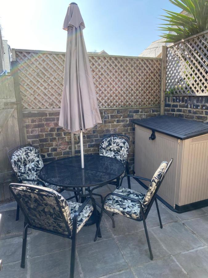 Cosy 2 Bedroom House -2023, 2024 &2025 Award Winner! Ramsgate Exteriör bild